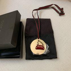 Gucci Accessories | Authentic Gucci Pendente Di Natale | Color: Gold | Size: 9 Inches Length