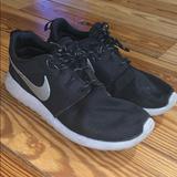 Nike Shoes | Black Nike Roshe Sneakers | Color: Black | Size: 9