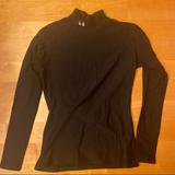 Under Armour Shirts & Tops | Boy’s Under Armour Long Sleeve | Color: Black | Size: Lb
