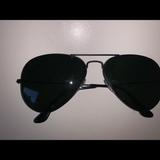 Ray-Ban Accessories | Aviator Classic Polarized | Color: Black | Size: Os