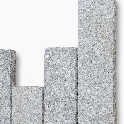 Seltra Natursteine Palisaden BRAVO RUSTIQUE Granit edelgrau Herkunft China, 8x20 cm, 75 cm Image