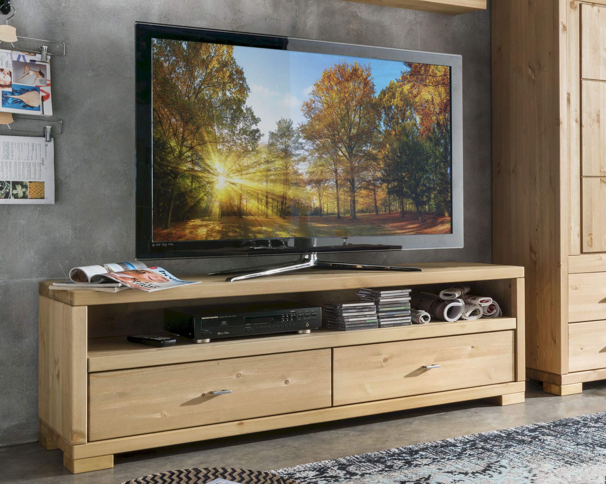 MassivHolz »Vita« TV-Lowboard weiss / 120 cm