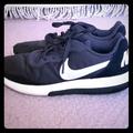 Nike Shoes | Nike Black & White Walking Shoe | Color: Black/White | Size: 7.5