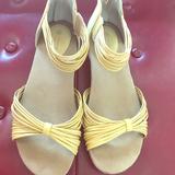 Giani Bernini Shoes | Giani Bernini Yellow Sandals | Color: Yellow | Size: 7.5