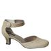 ARRAY Charlie - Womens 8 Gold Pump Medium