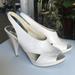 Michael Kors Shoes | Michael Kors Cream Shoes Size 9m | Color: Cream | Size: 9