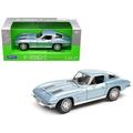 Welly 24073BL 1963 Chevrolet Corvette Metallic Light Blue 1-24 - 1-27 Diecast Model Car