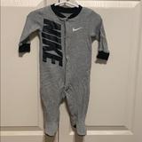 Nike Pajamas | Boys Nike Jammies | Color: Black/Gray | Size: 6mb