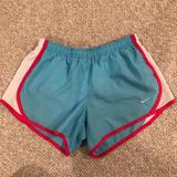 Nike Bottoms | Girls Nike Drifit Shorts (Size M) | Color: White | Size: Mb