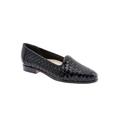 Wide Width Women's Liz Leather Loafer by Trotters® in Black (Size 8 1/2 W)