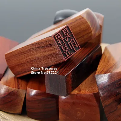 Tampon de calligraphie carré en bois Padauk sceau de nom fabriqué au laser sculpté gratuitement