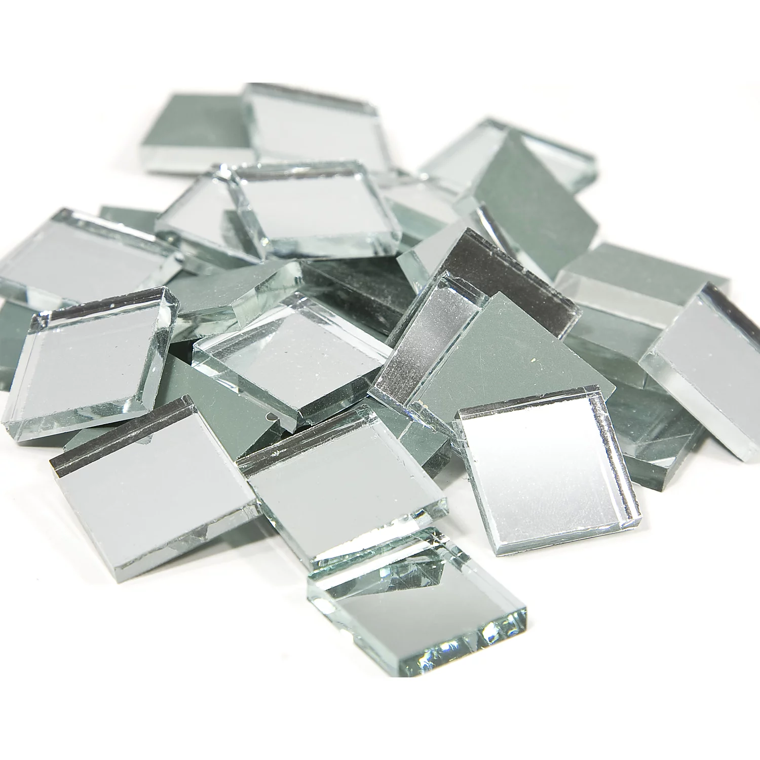 Tesselles miroir, 2 x 2 cm, 83 pièces