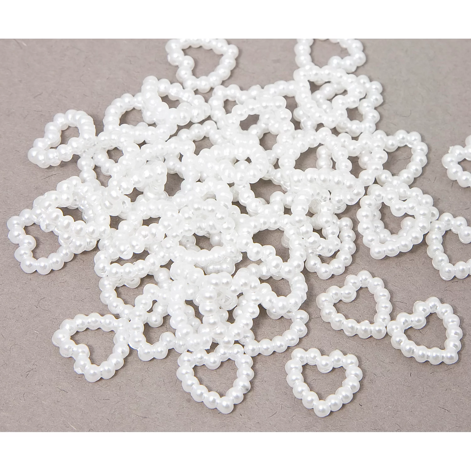 Mini cœurs en perles, 1 cm, 48 pièces