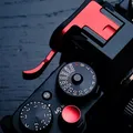 Thumb Assistor Thumb Up Thumb Grip Hot Shoe Cover pour Fujifilm XRack XT2 XT3 Rouge Noir Argent