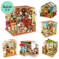 Robotime – Maison de Poupée Miniature en Bois Rolife pour Enfant Jouets de Cuisine avec Meubles