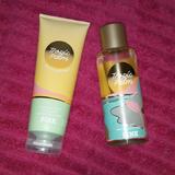 Pink Victoria's Secret Bath & Body | Beauty Set | Color: Green/Yellow | Size: Os