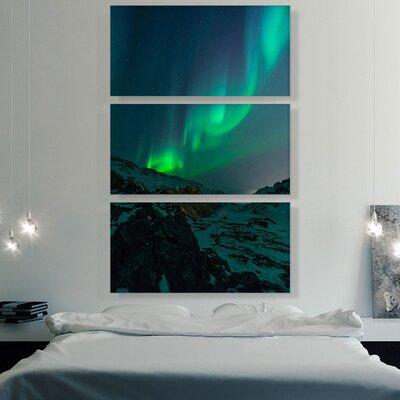 ARTCANVAS Northern Aurora Lights Home Decor - 3 Piece Wrapped Canvas Photograph Print Set Metal in Black/Blue | 60 H x 40 W x 0.75 D in | Wayfair