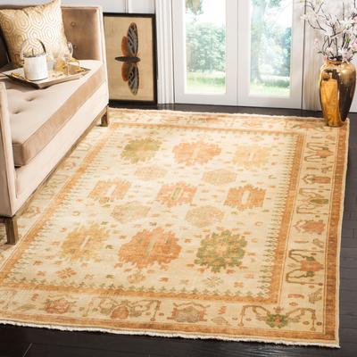 SAFAVIEH Couture Hand-knotted Oushak Rivka Traditional Oriental Wool Rug with Fringe