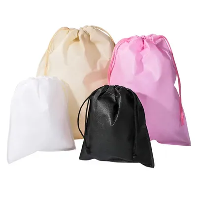 Sacs à cordon en tissu non tissé pour vêtements cadeau de chaussure sac de festival de Noël sac à