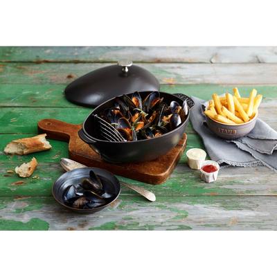 STAUB Cast Iron 2-qt Mussel Pot