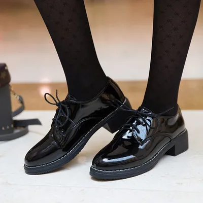 Chaussures Oxford à lacets de style britannique pour femmes appartements en PU décontractés