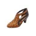 Women's The Sage Shootie by Comfortview in Leopard (Size 9 1/2 M)
