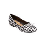 Extra Wide Width Women's The Jaiden Slip On Flat by Comfortview in Hdstooth (Size 8 WW)