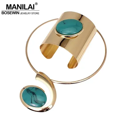 MANILAI — grand ensemble de bijoux ovale en résine collier torques métalliques ou une manchette