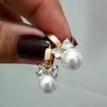 Boucles d'oreilles en perles d'eau douce pour femmes boucles d'oreilles en cristal faites à la