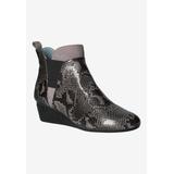 Women's Hemalia Bootie by J. Renee in Gray Black (Size 7 M)