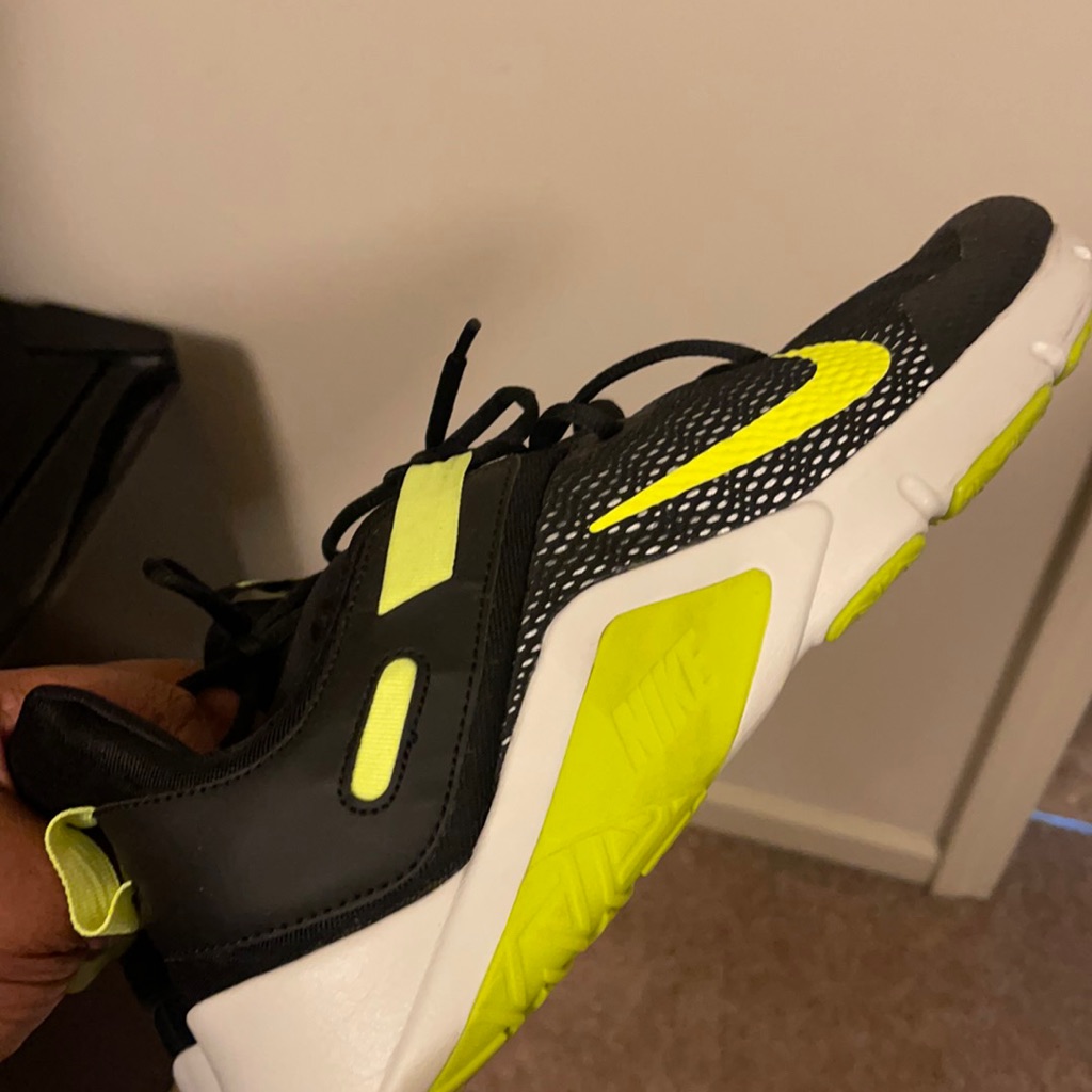 Nike Shoes | Like New Nike Men’s Training Shoes Size 13 Men’s | Color: Black/Yellow | Size: 13