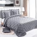 ROOEE 5pcs Luxurious Quilted Bed Spread – Bedding Sets with Super Soft Micro Fibre – Premium Bundle with Bedspread, Oxford Pillow Covers, Cushion Covers – With Crushed Velvet. [ Colour Silver ]