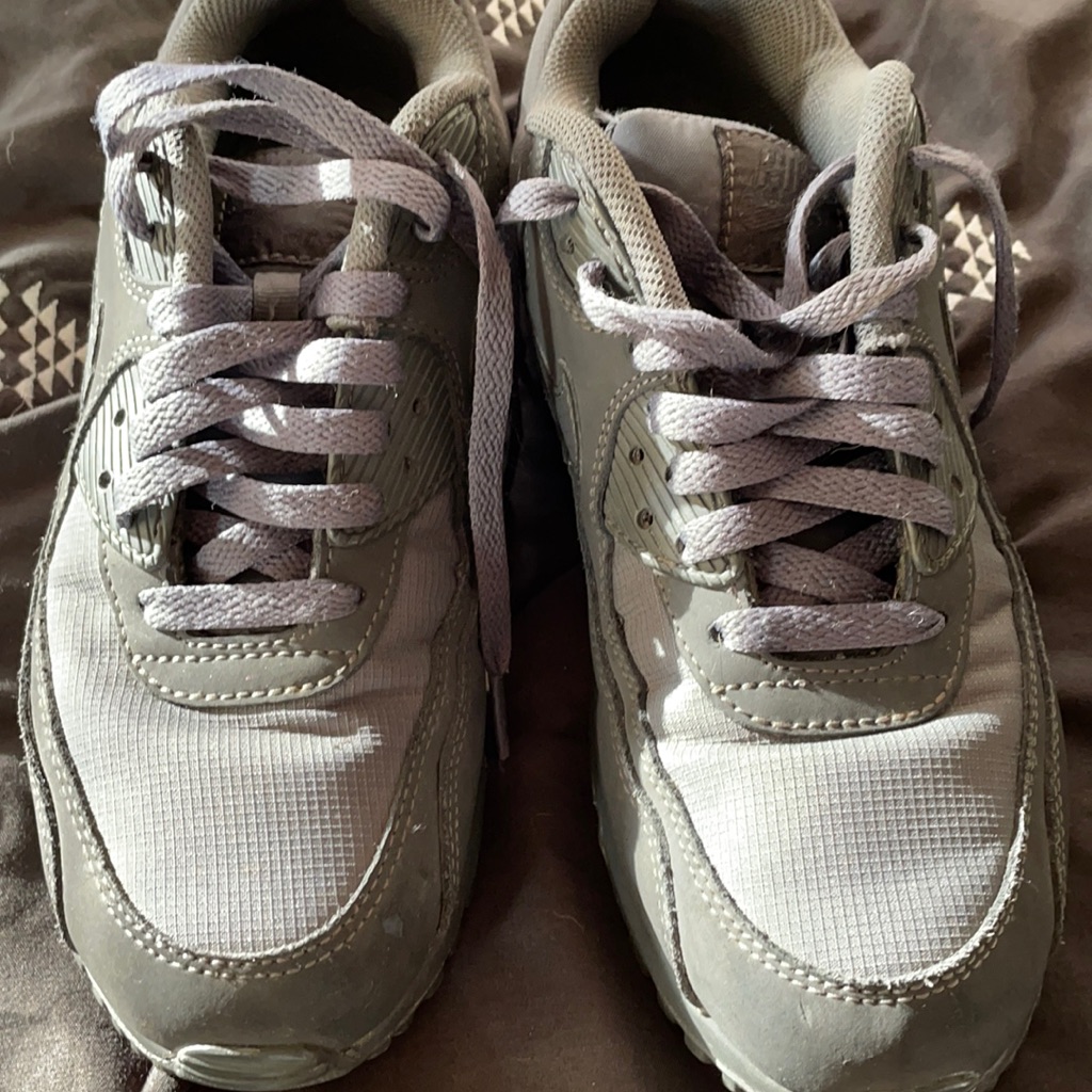 Nike Shoes | Big Boys 7.5 Gray Nike Airmax Only Worn A Few Time Soles Slightly Shoe Wearing | Color: Gray | Size: 7.5