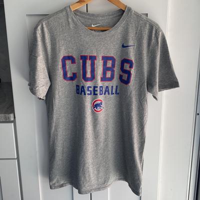 Nike Shirts | Euc Cubs Baseball Shirt Nike Men’s L | Color: Gray | Size: L