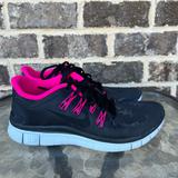Nike Shoes | Nike Sneakers. Black/Hot Pink | Color: Black/Pink | Size: 6.5
