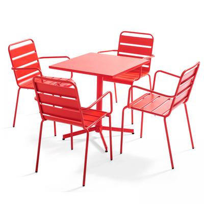 Table de jardin et 4 fauteuils en métal rouge
