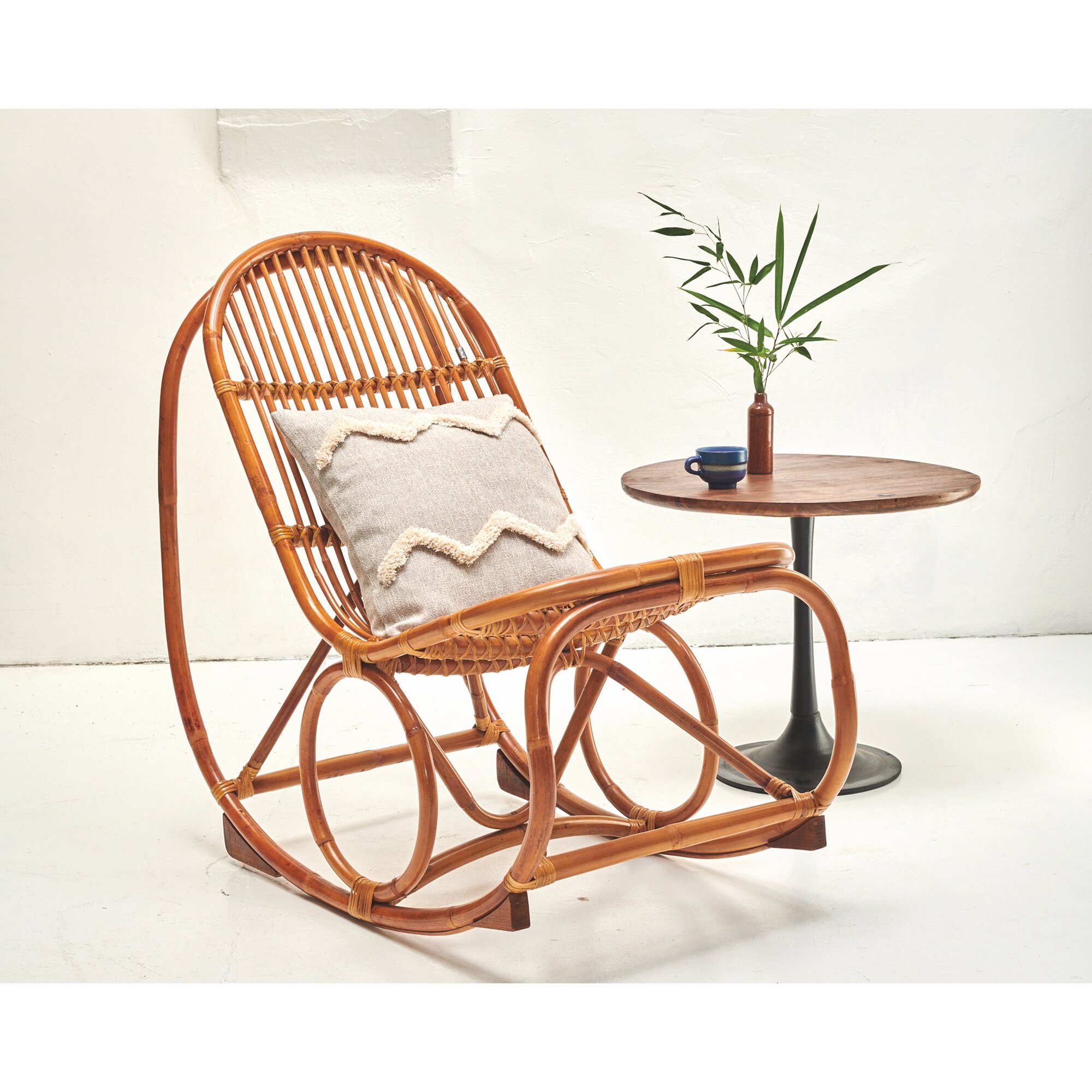 SIT »Tom Tailor« Rattan Schaukelstuhl 53x96x100 cm Image