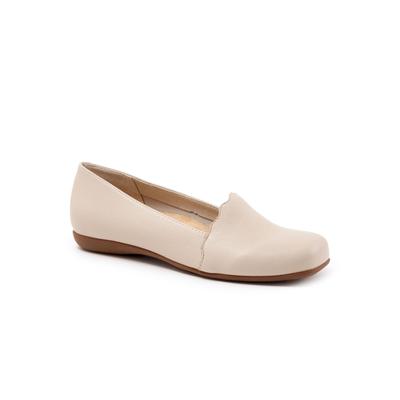 Women's Sage Loafer by Trotters in Bone (Size 10 1/2 M)