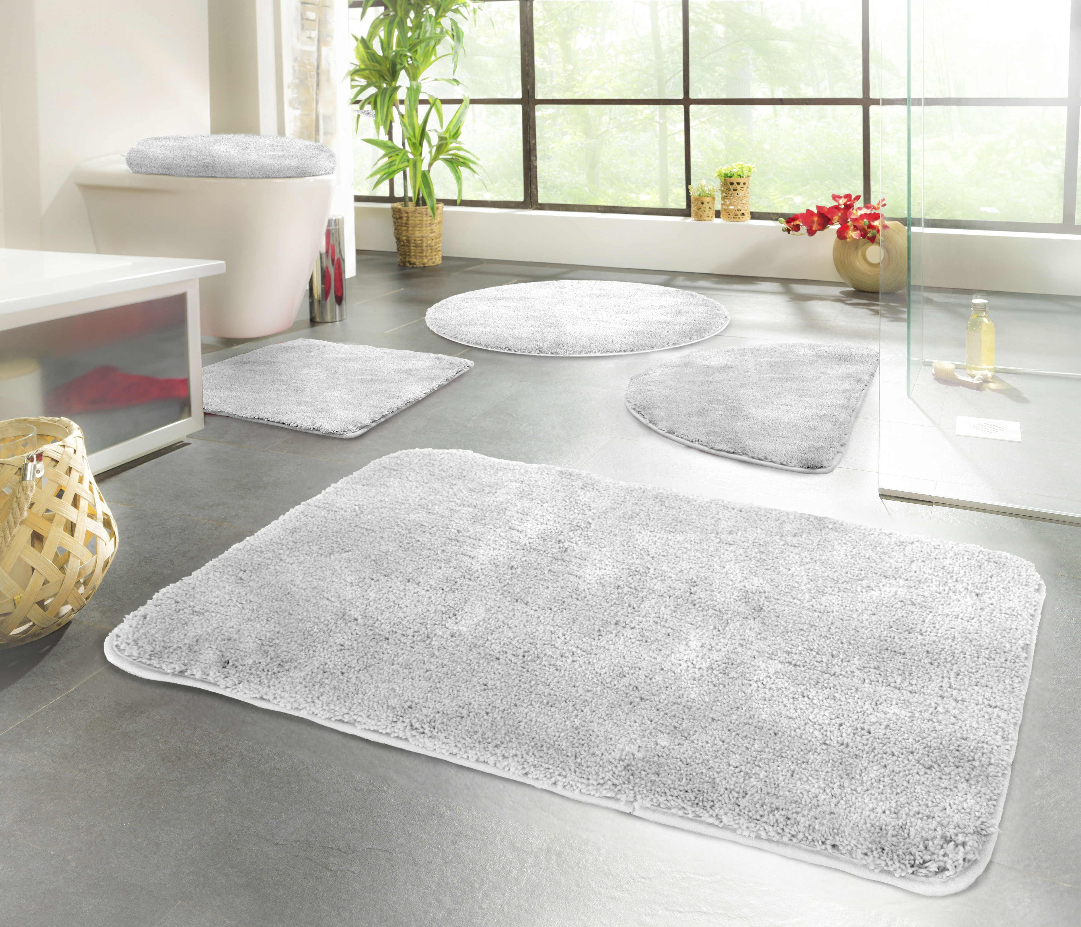 Badematte KINZLER "Chaozhou" Gr. 3, silber (silberfarben), H:20mm, Polyester, Badematten, Badematte, Badteppich, Uni Farben, weich, als rechteckig, rund & Set erhältlich