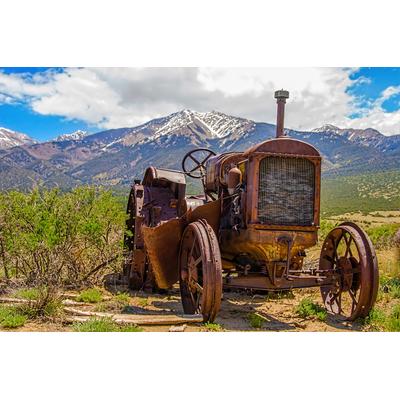 Fototapete PAPERMOON "OLDTIMER-LANDSCHAFT BERGE GEBIRGE VINTAGE AUTOS CARS", bunt, B:4,50m L:2,80m, Vlies, Tapeten Image