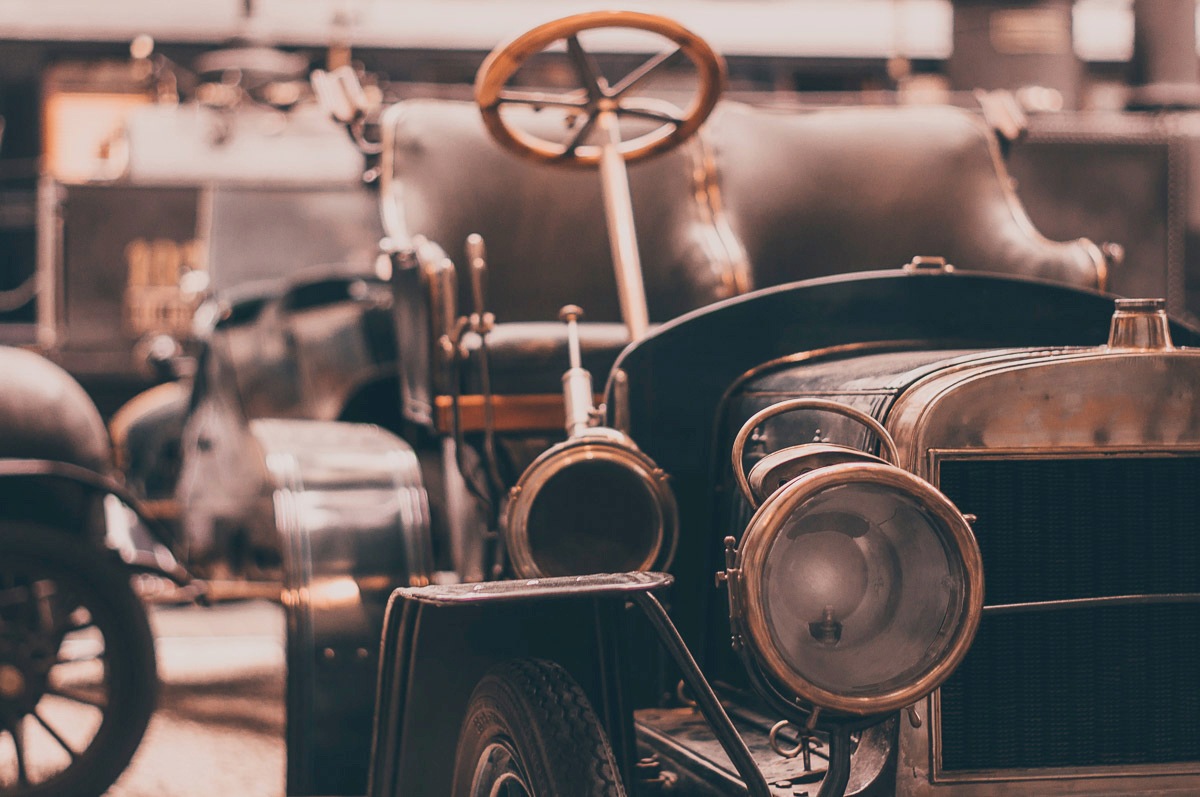 „PAPERMOON Fototapete „“Oldtimer““ Tapeten Gr. B/L: 5,00 m x 2,80 m, Bahnen: 10 St., bunt Fototapeten“