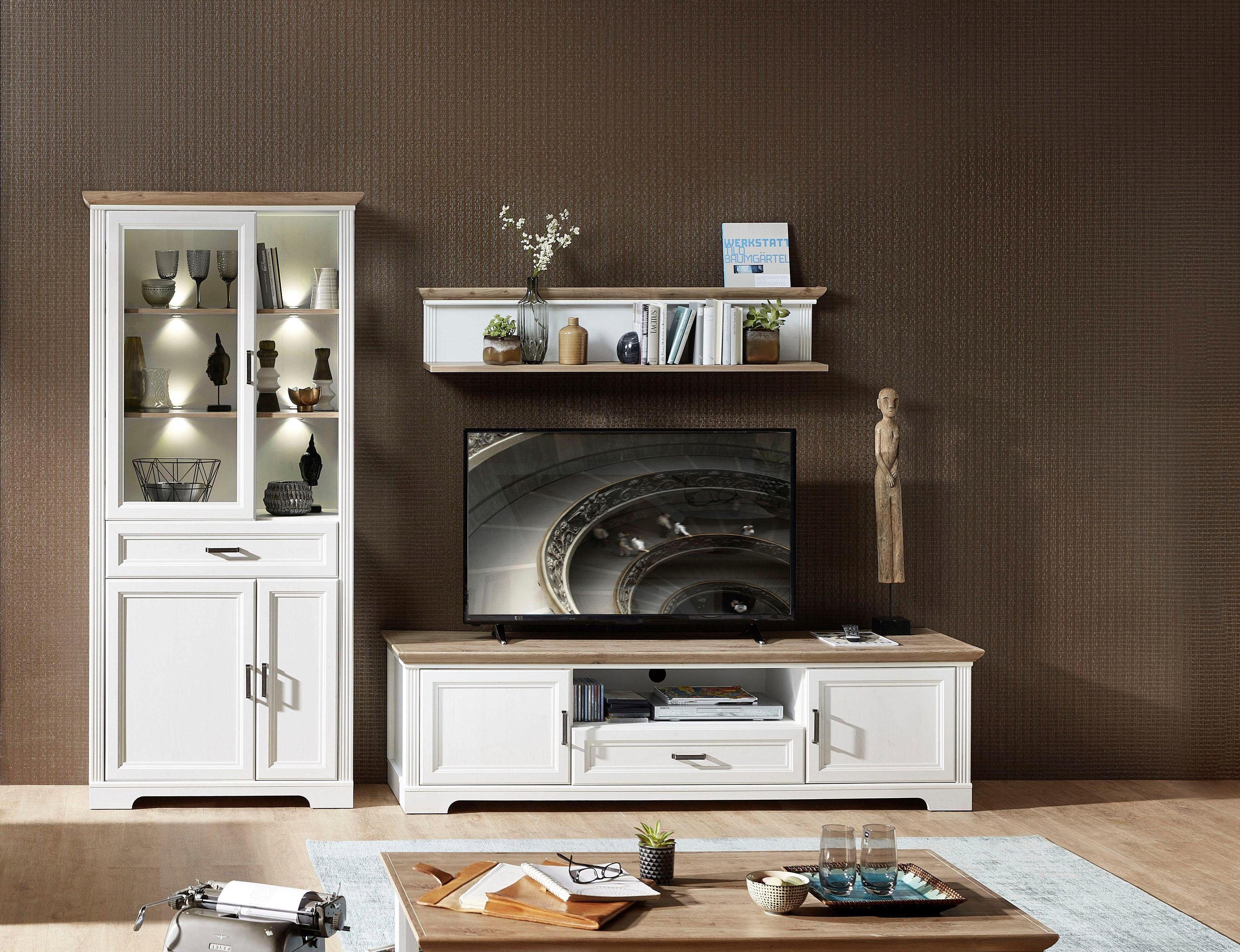 Wohnwand INNOSTYLE "Jasmin", weiß (piniefarbe, weiß, eichefarben), Holzwerkstoff piniefarben-weiß (Korpus)/MDF piniefarben-weiß (Front)/MDF eichefarben (Absetzung), Holzwerkstoff, MDF, Kastenmöbel-Sets, inkl. LED-Beleuchtung, mit Soft-Close-Funktion