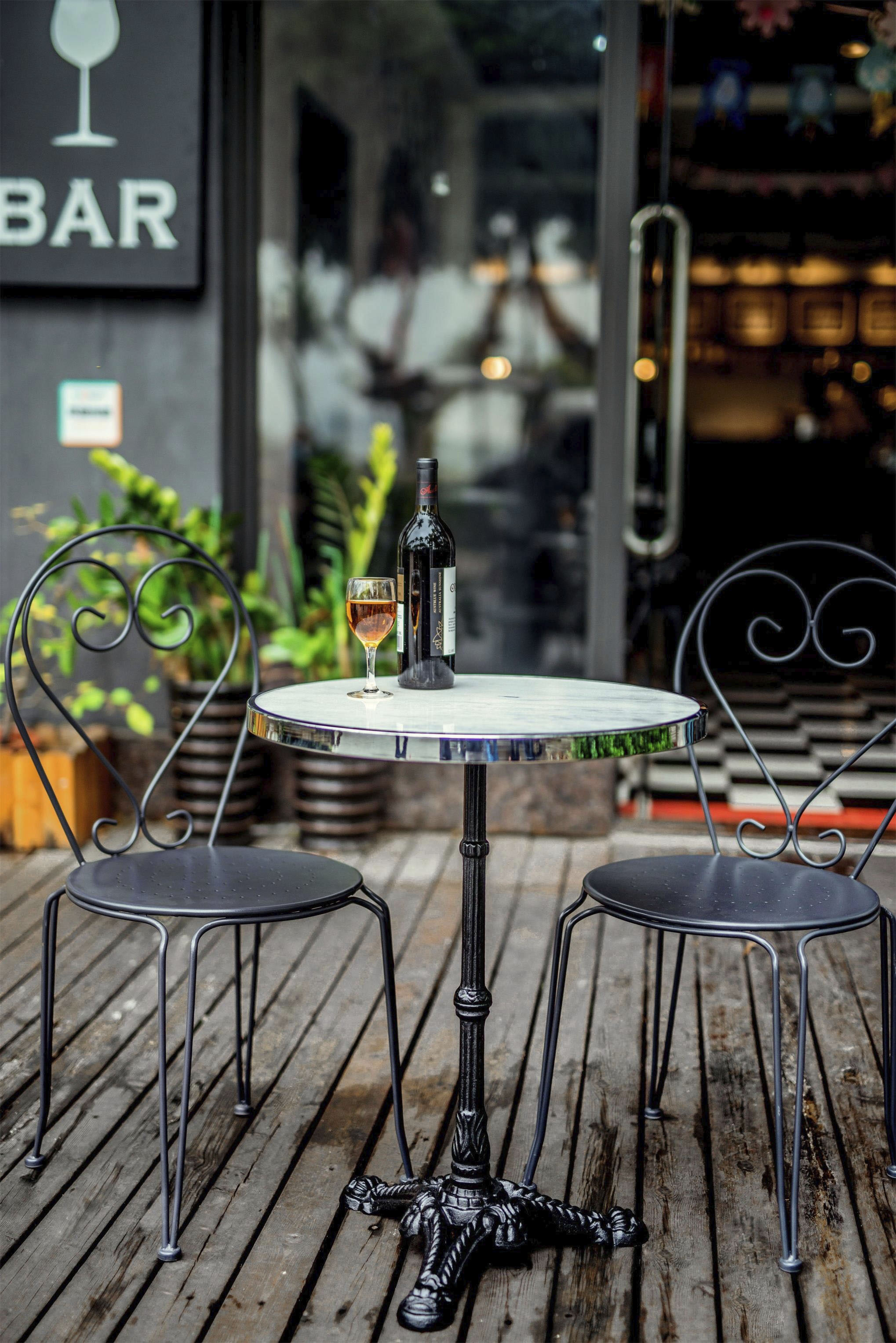 Bistrotisch SIT, weiß (weiß, schwarz, weiß), B:57cm H:71cm T:57cm, Tische