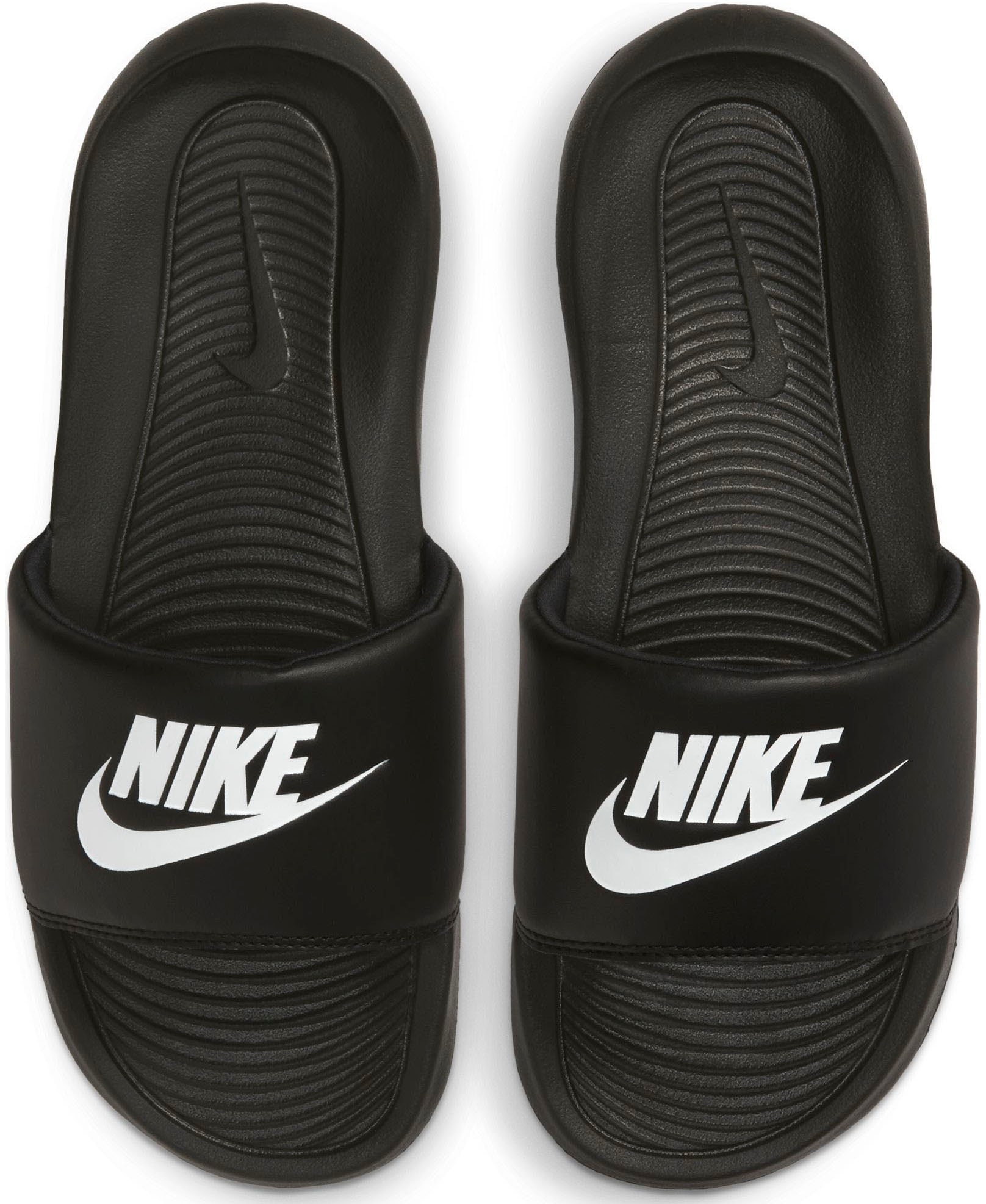Badesandale NIKE SPORTSWEAR "VICTORI ONE SLIDE", Damen, Gr. 36,5, schwarz-weiß (schwarz, weiß), Synthetik, kontrastfarbene Details, unifarben, Schuhe