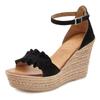 Sandalette LASCANA "Sommerschuh", Damen, Gr. 41, schwarz, Obermaterial: 50% Rindsleder, 50% Ziegenleder. Decksohle: 100% Rindsleder. Laufsohle: 100% Synthetik, Strukturmuster, modisch, Schuhe Riemchensandale Sandalette, Sandale, Sommerschuh aus...