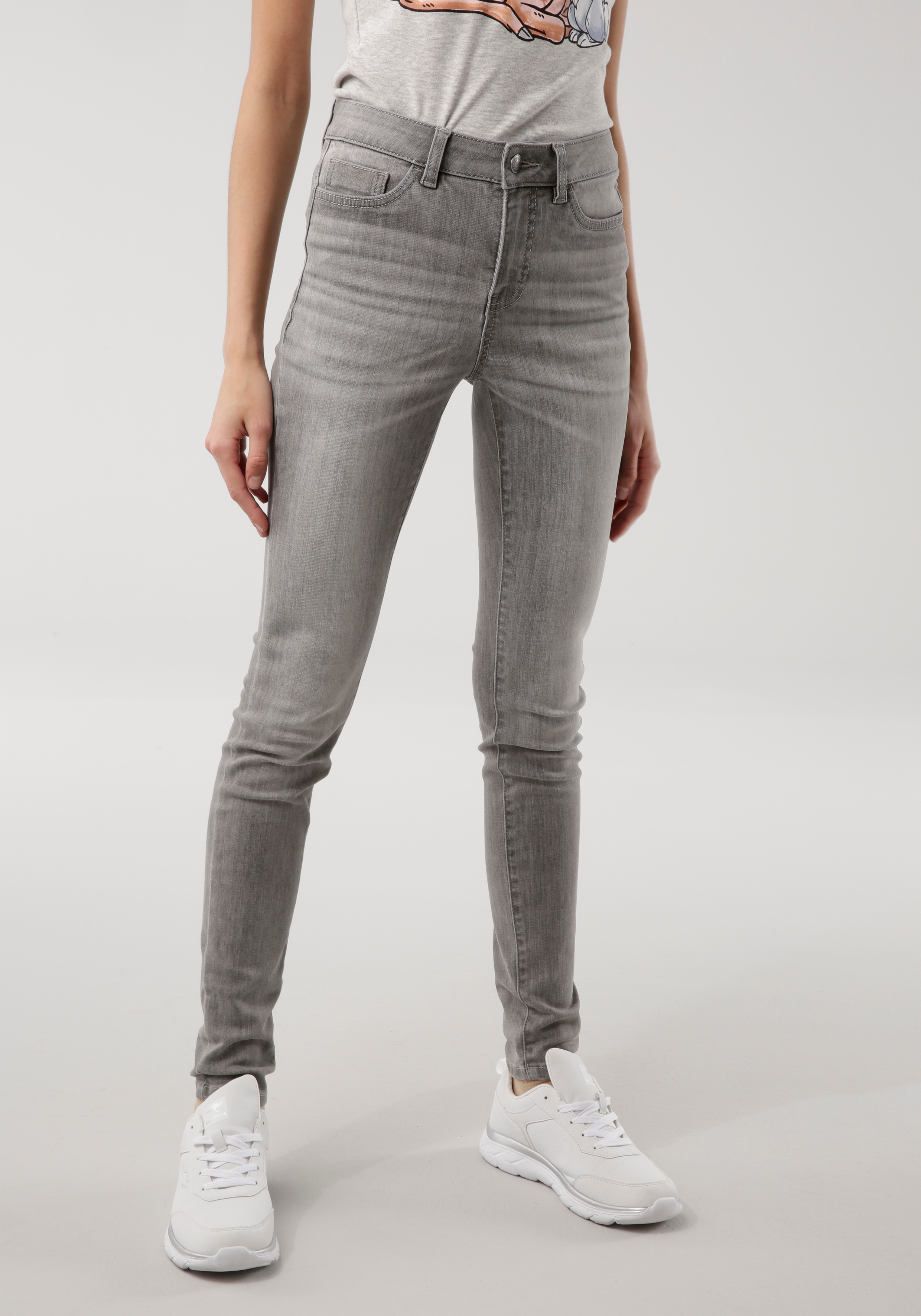 5-Pocket-Jeans KANGAROOS "SUPER SKINNY HIGH RISE", Damen, Gr. 44, N-Gr, grau (grau used), Denim/Jeans, Obermaterial: 67% Baumwolle, 21% Polyester, 10% Viskose, 2% Elasthan, Abriebeffekte, Basic, skinny fit knöchellang, Jeans 5-Pocket-Jeans,...