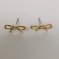 Kate Spade Jewelry | Kate Spade Petite Gold Plated Bow Earrings Nwot | Color: Gold | Size: 1/2”