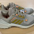 Adidas Shoes | Adidas Terrex Swift R3 Hiking Shoes Beige Tone Gz0359 Mens Size 9.5 Nwob. | Color: Cream/Tan | Size: 9.5