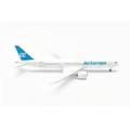 herpa airplane model Boeing 787-9 Dreamliner Air Europa JJ Hidalgo, true to its original scale of 1:500 - model building, colletor's item, miniature decoration, plane without stand, made of metal