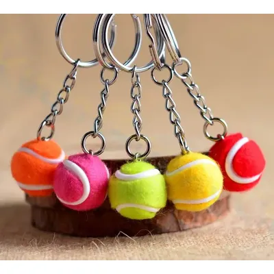 Porte-clés Mini Balle de Tennis en Plastique Pendentif de Sac Petits Ornements Chaîne de dehors